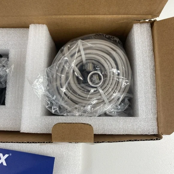 Lorex E842CAB-Z 4K 8MP Wired Security Camera Audio Camera New Open Box